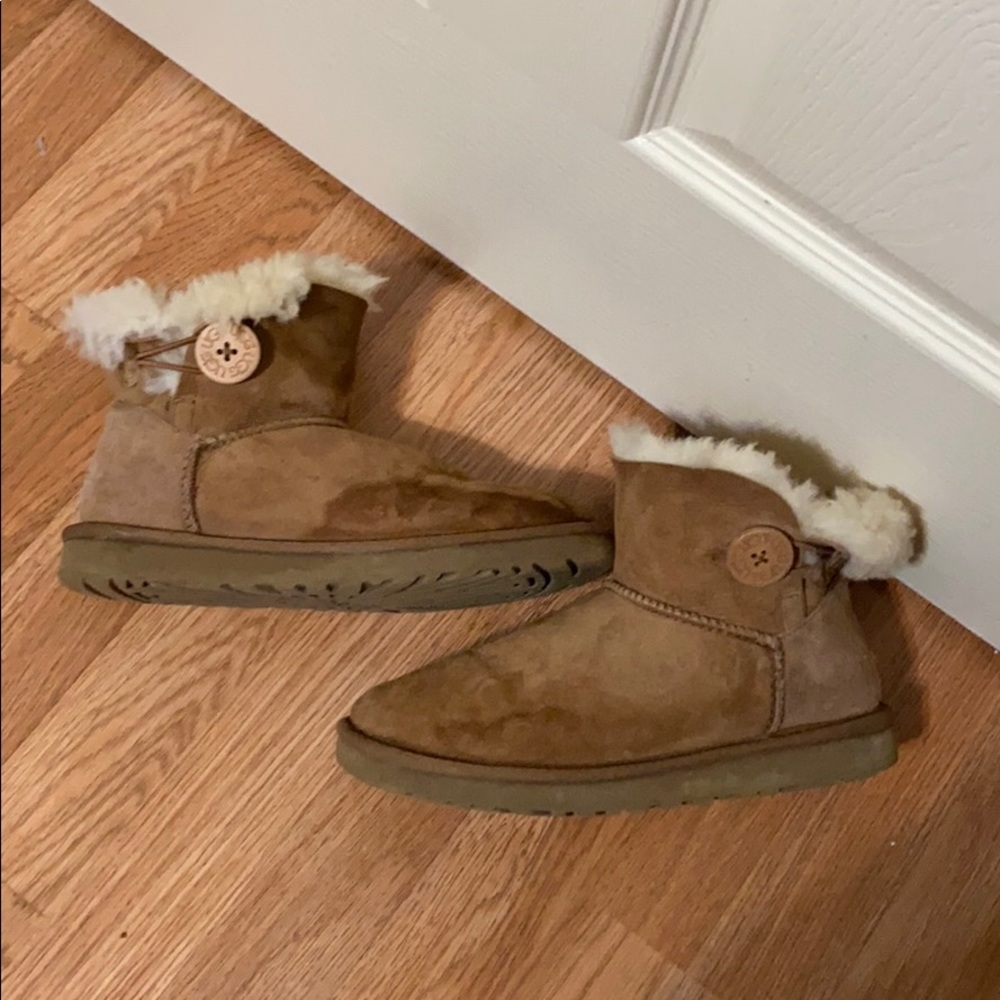 Ugg mini button boots